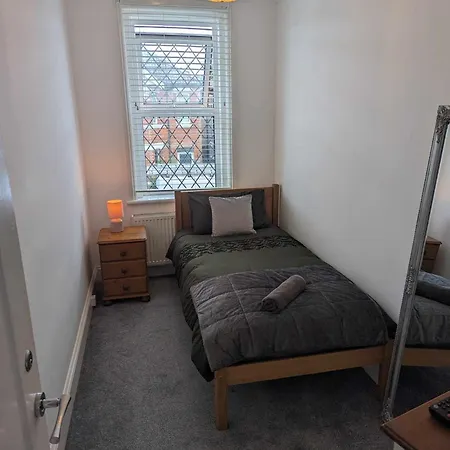 Cosy Bee And Apartment Bournemouth Exterior foto