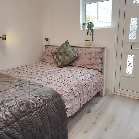 Cosy Bee And Apartment Bournemouth Exterior foto